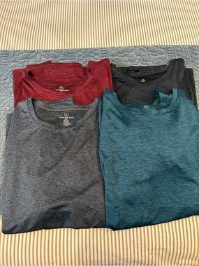 realeseentials Crew Neck long sleeve 4 pack